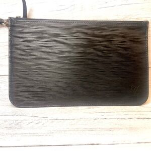Louis Vuitton Neverfull Epi Pochette Black